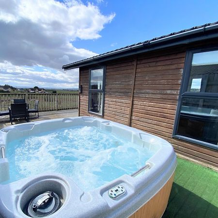 Willa Benarty 11 With Private Hot Tub - Fife - Loch Leven - Lomond Hills - Pet Friendly Kelty Zewnętrze zdjęcie